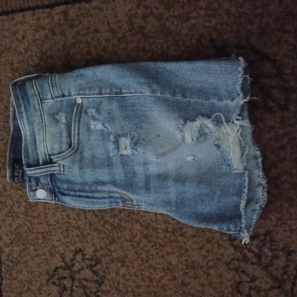 Shorts - Picture 1 of 3